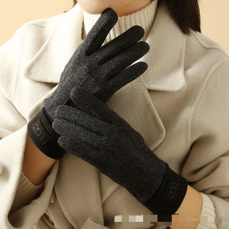 Cashmere-Blend Touchscreen Gloves